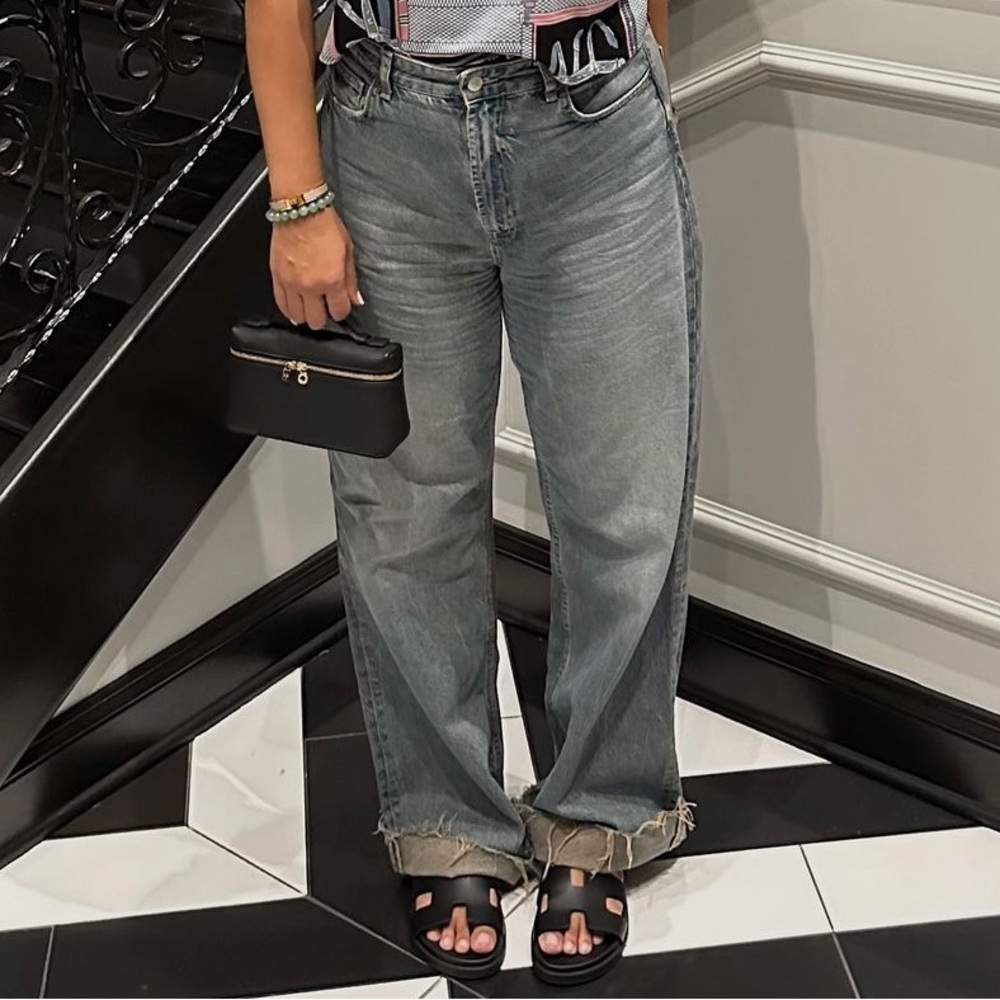 Zara TRF HIGH RISE WIDE LEG JEANS - Picture 2 of 5